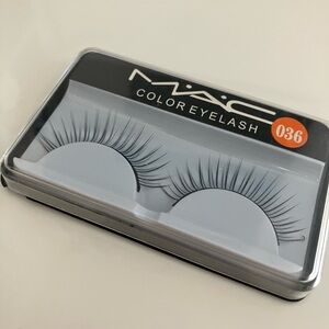 MAC Cosmetics Dramatic Black Eyelashes 036